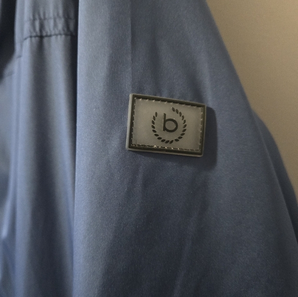 BUGATTI Lightweight Blue Waterproof Jacket. Size 46R - Picture 4 of 16